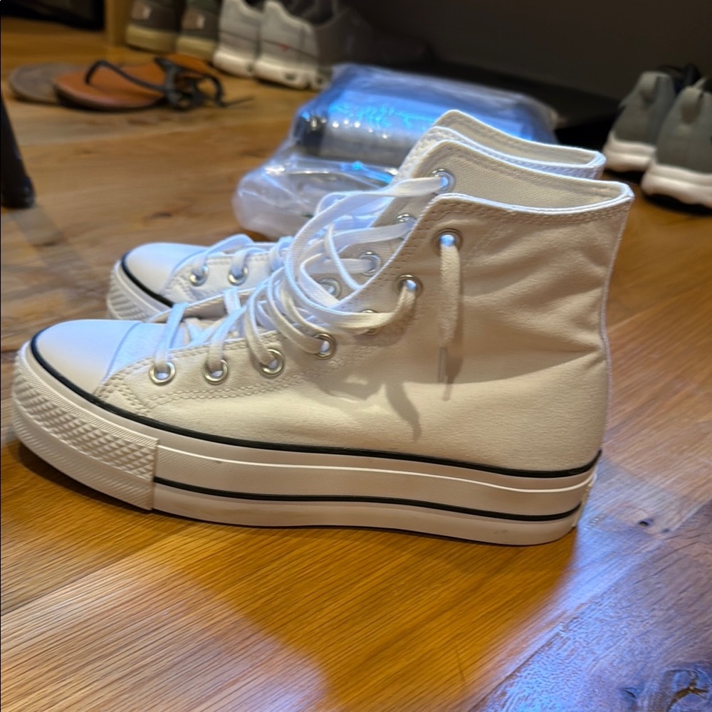 Converse platform sneakers